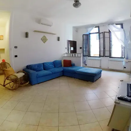 Apartamento 4family Spacious Top Floor